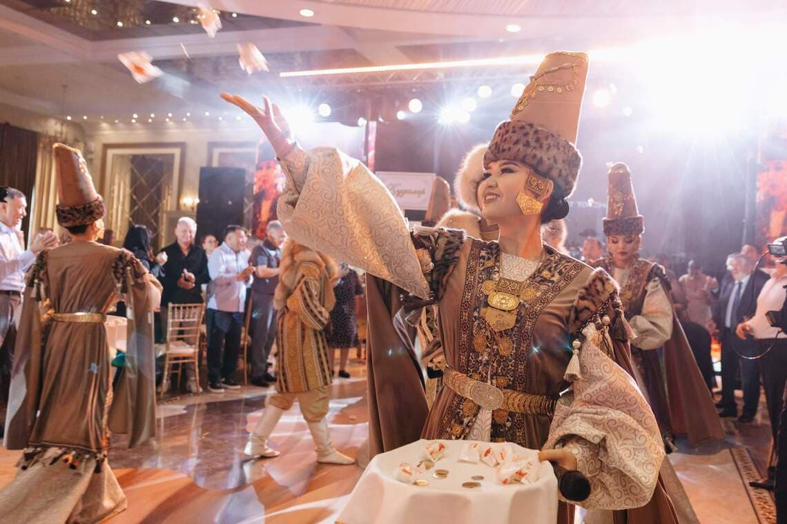 Свадьбы и торжества